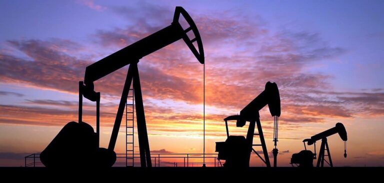 Petróleo en alza: el Brent supera los US$80 ante la escalada del conflicto en Medio Oriente