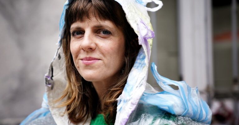 Eva furiosa: la versión desobediente que rompe mitos y culpa, en la obra de Sol Bonelli