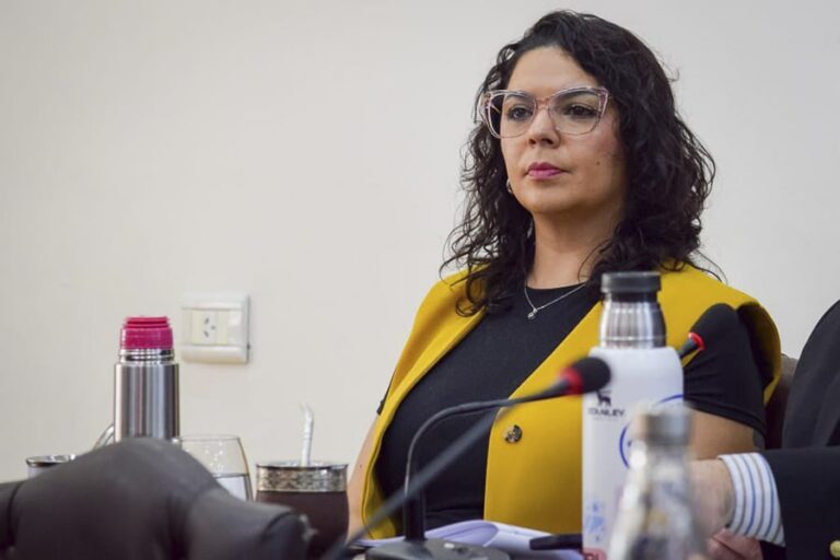 Vuoto excluyó a más de 30 funcionarios de su gabinete