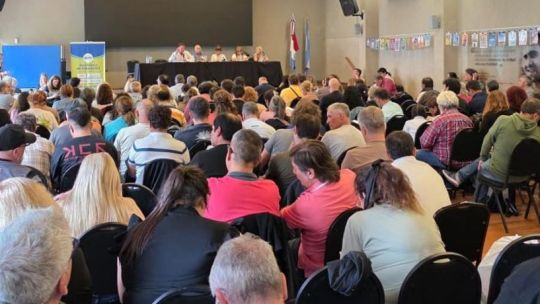 Los docentes quieren estar en las escuelas: la UEPC espera una nueva oferta tras el rechazo unánime a la propuesta salarial