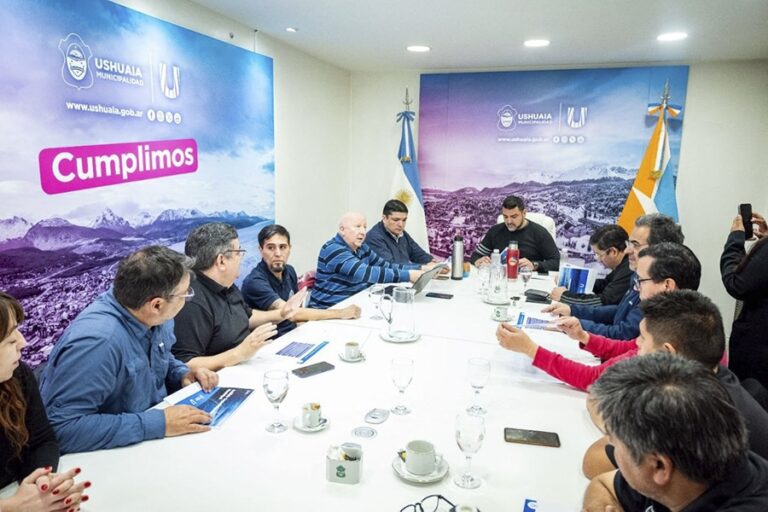 Walter Vuoto convocó a los gremios para exponer la situación financiera