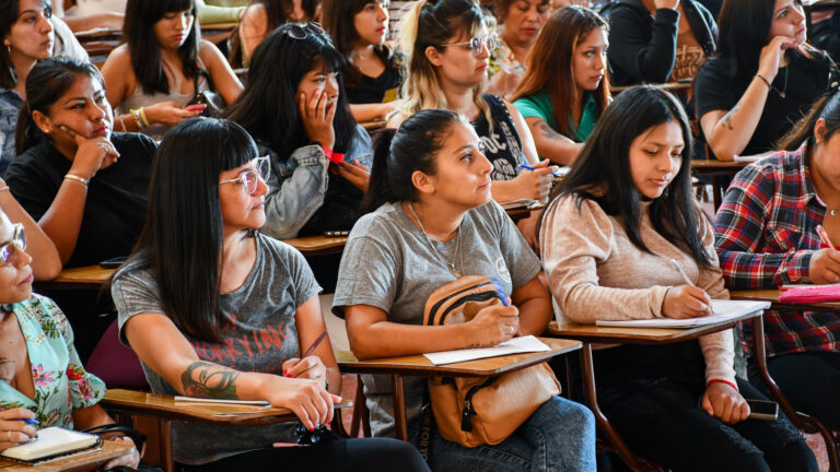 La Universidad del Chubut alcanzó récord de inscriptos para el ciclo lectivo 2026