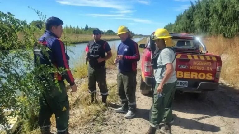Operativo de búsqueda en las inmediaciones de un canal de riego en Ingeniero Huergo, Río Negro.