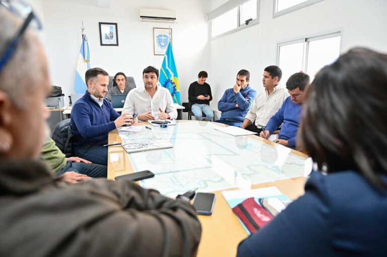 Reunión de paritaria entre Gobierno de Chubut y gremios estatales