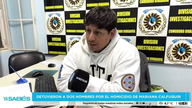 Policía en Comodoro Rivadavia durante allanamiento por el crimen de Mariana Calfuquir