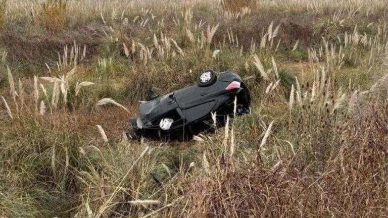 Vehículos involucrados en choque frontal en ruta 94 de Teodelina