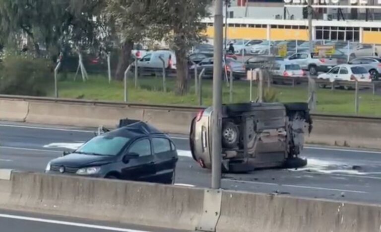 Autopista Panamericana a la altura de General Pacheco