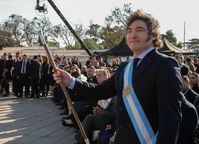 Acto por el Día de la Bandera en Rosario con autoridades nacionales