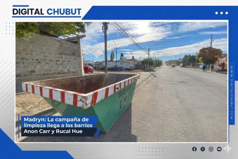 Contenedores de residuos en la vía pública de Puerto Madryn