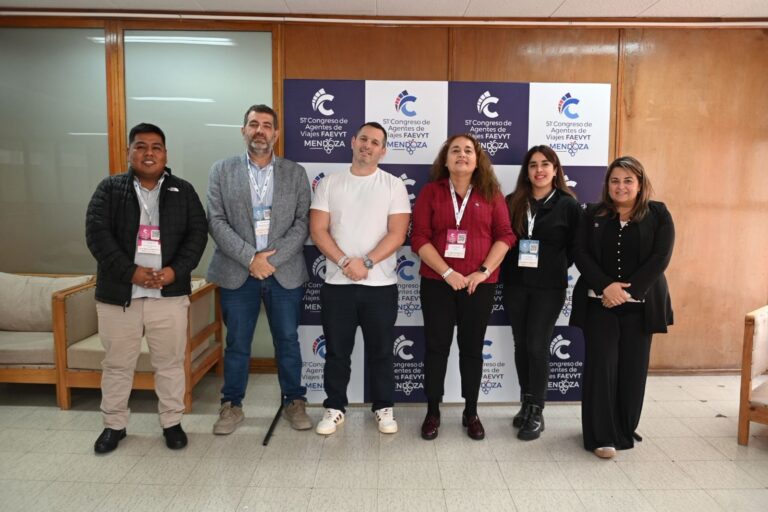 Secretario de Turismo Pablo Tedesco en el Congreso de FAEVYT en Mendoza