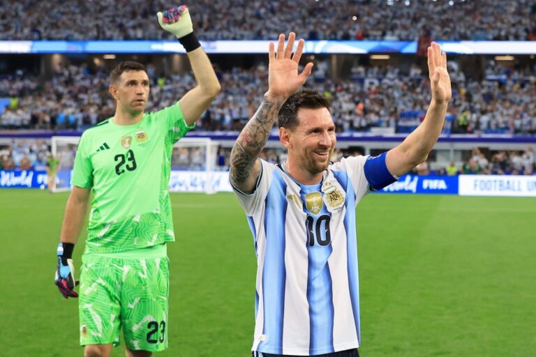 Lionel Messi celebrando un gol durante el partido Argentina vs Austria en el Mundial 2026