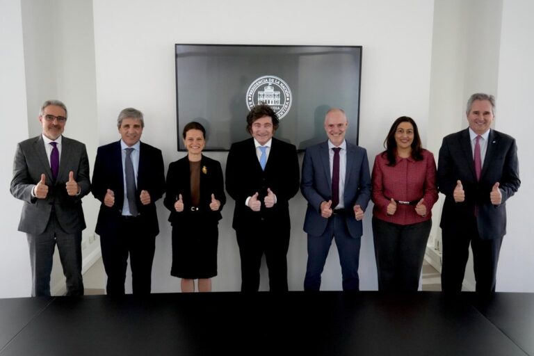 Reunión entre el presidente Javier Milei y autoridades del Banco Mundial en la Quinta de Olivos