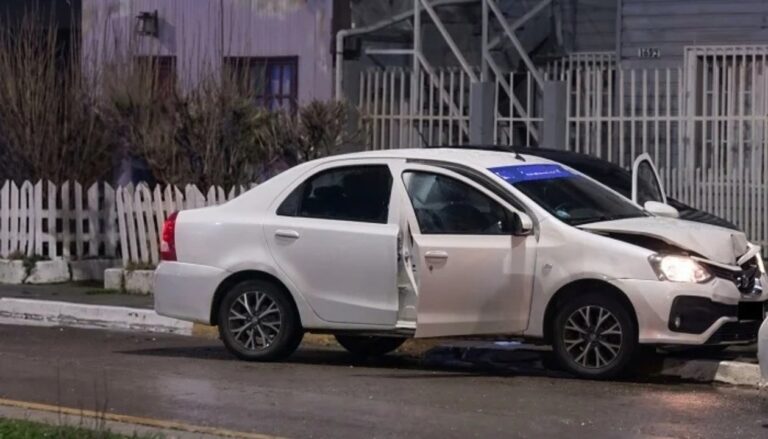 Lugar del accidente en avenida Perón y calle Libertad, Río Grande
