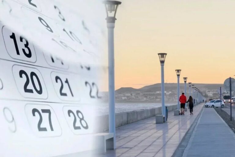 Calendario con la fecha 17 de agosto marcada como feriado