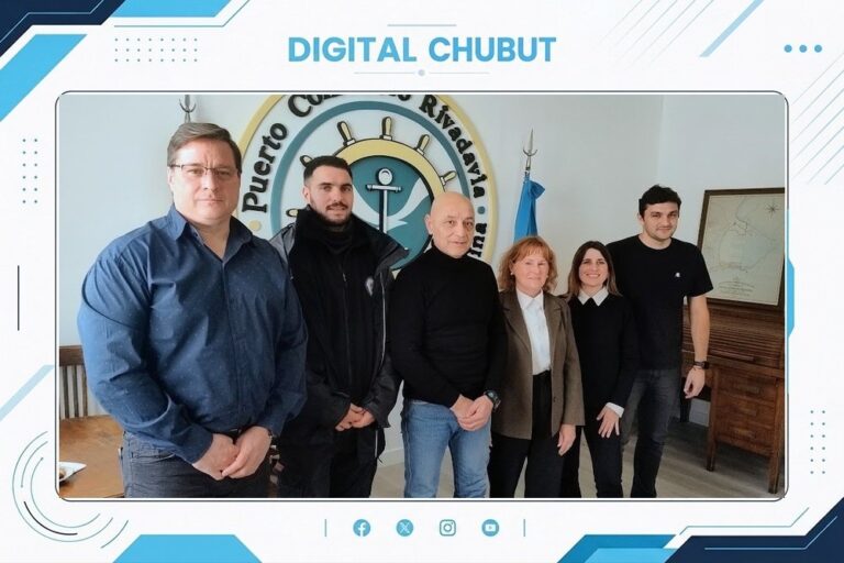 Reunión en el Puerto de Comodoro Rivadavia con representantes de la provincia, empresas, gremios y educación para planificar capacitación laboral en el Astillero