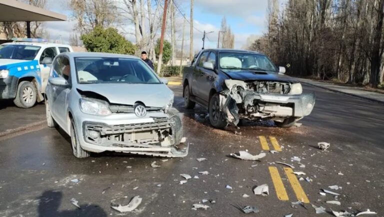 Lugar del accidente de tránsito en calle Chivilcoy, Neuquén