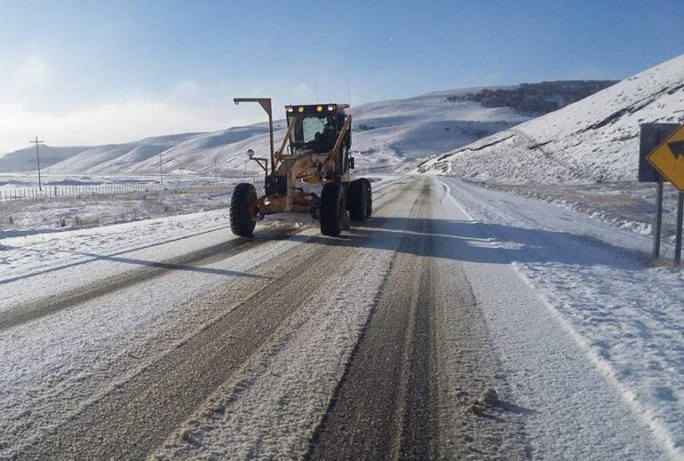 Ruta Nacional 260 en Chubut durante el invierno