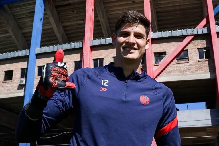 Orlando Gill, arquero de San Lorenzo, durante el Mundial 2026