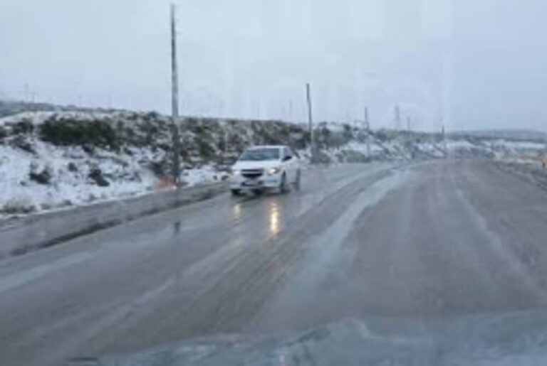 Camino Centenario y Roque González habilitados con precaución en Comodoro Rivadavia
