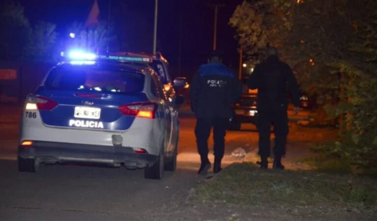 Edificio en calle Mitre al 500 en Pico Truncado, Santa Cruz, lugar del homicidio