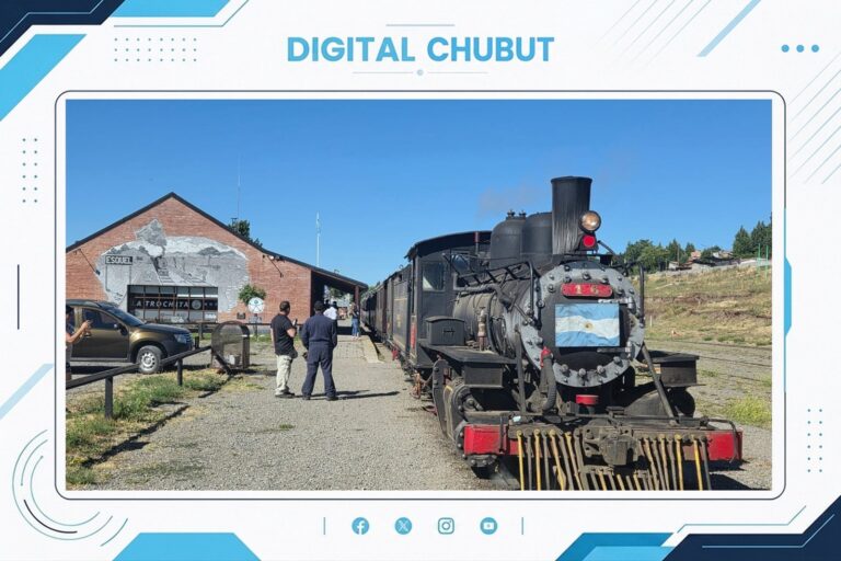 Vista del Viejo Expreso Patagónico, La Trochita, en la estación Esquel