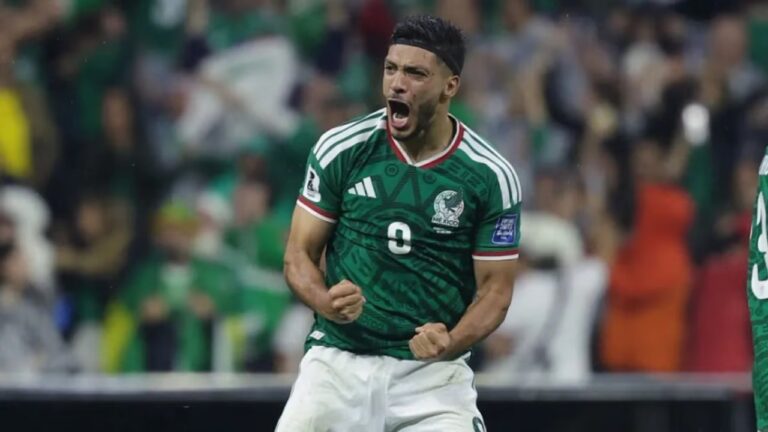 Jugadores de México celebrando un gol ante Ecuador en el Estadio Azteca durante el Mundial 2026