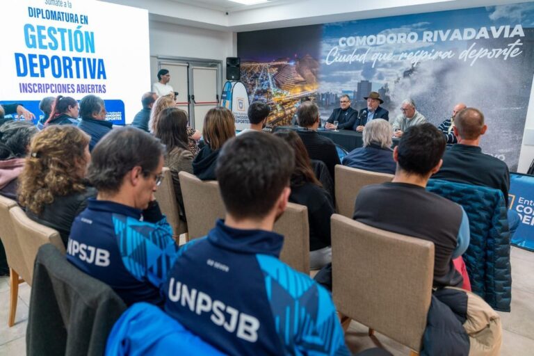 Lanzamiento de la Diplomatura en Gestión Deportiva en el Hotel Deportivo de Comodoro Rivadavia