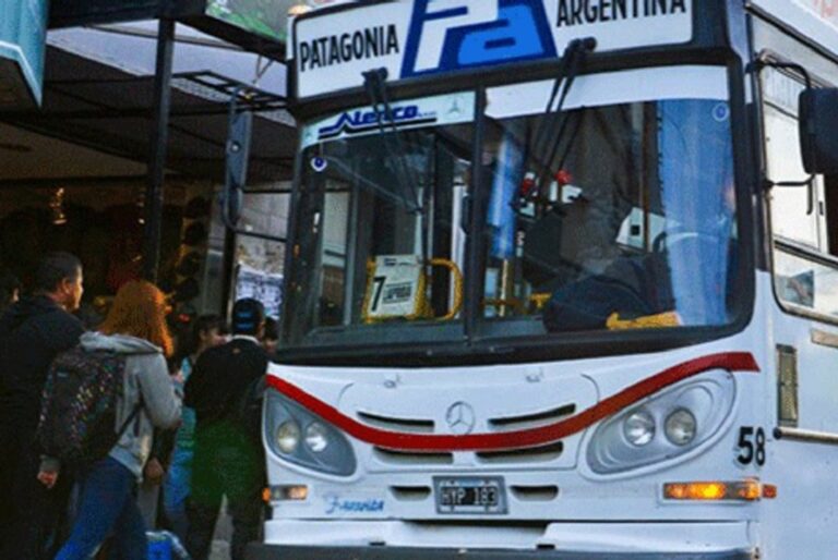 Colectivo de la línea 7 de SolBus en Comodoro Rivadavia