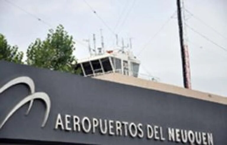 Vista del Aeropuerto Internacional Presidente Juan Domingo Perón de Neuquén