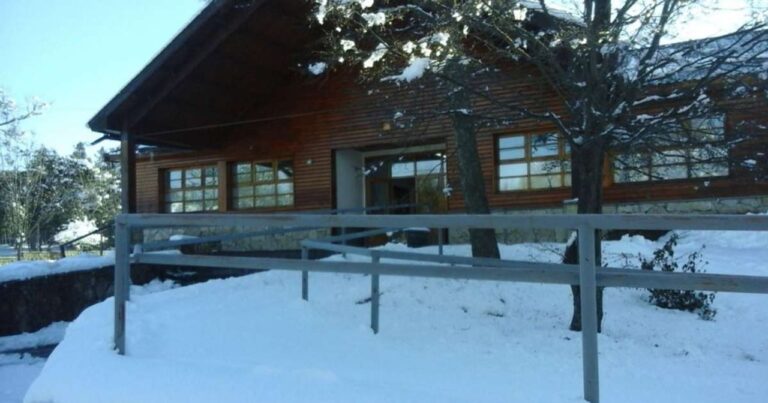 Escuela CPEM 68 de Villa La Angostura