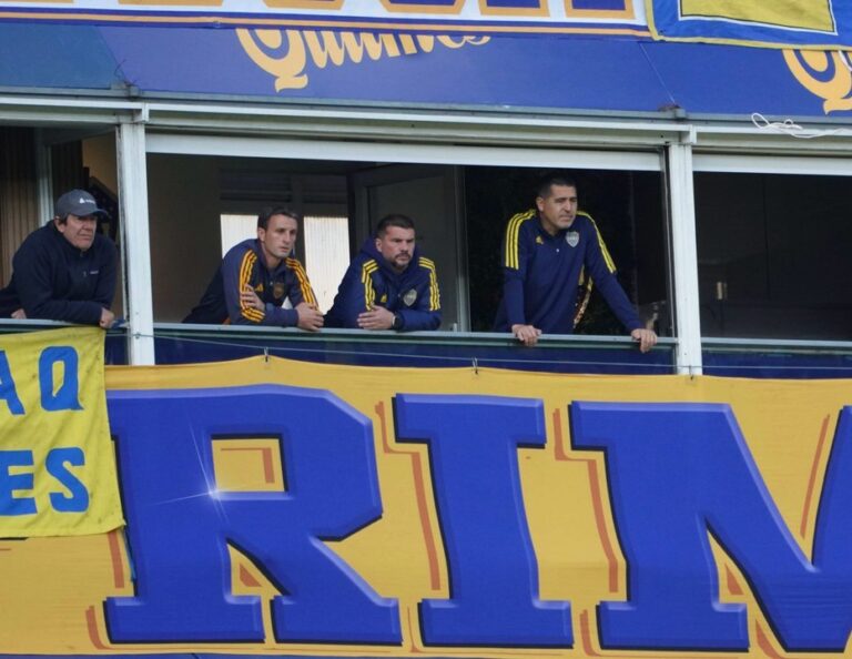 Jugadores de Boca Juniors en el predio de Ezeiza