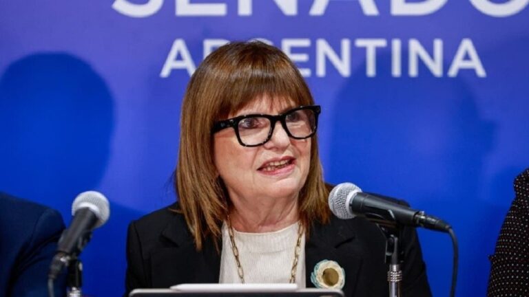 Patricia Bullrich en conferencia de prensa
