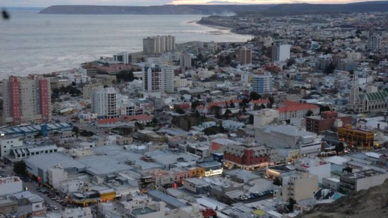 Retrato de Luisana Brizuela, adolescente de 14 años buscada en Comodoro Rivadavia