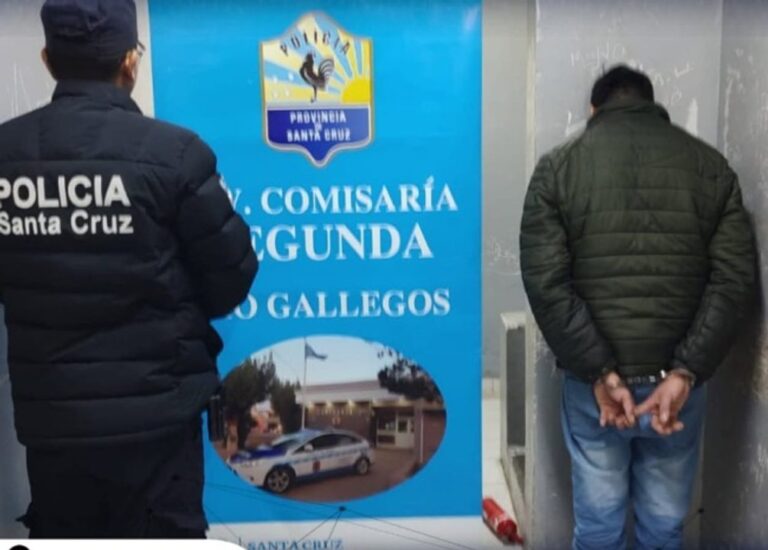 Hombre detenido en Río Gallegos por filmar en baño de mujeres