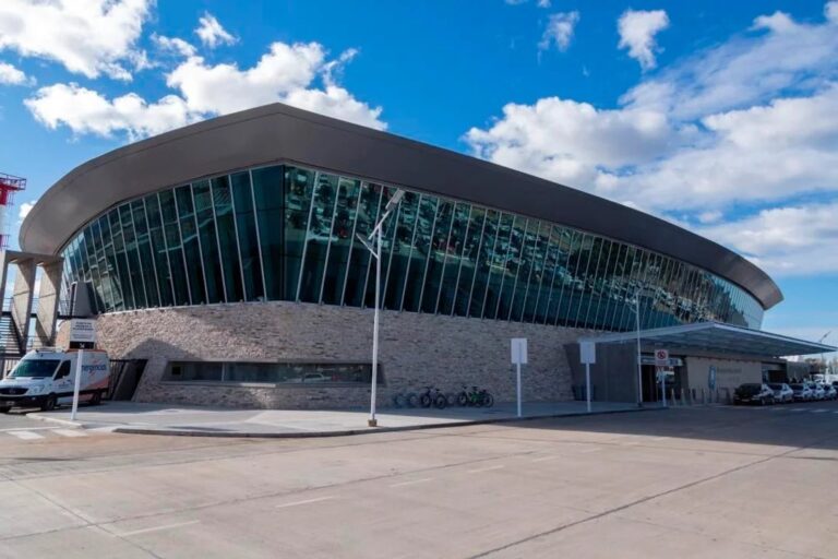 Aeropuerto Internacional General Enrique Mosconi de Comodoro Rivadavia