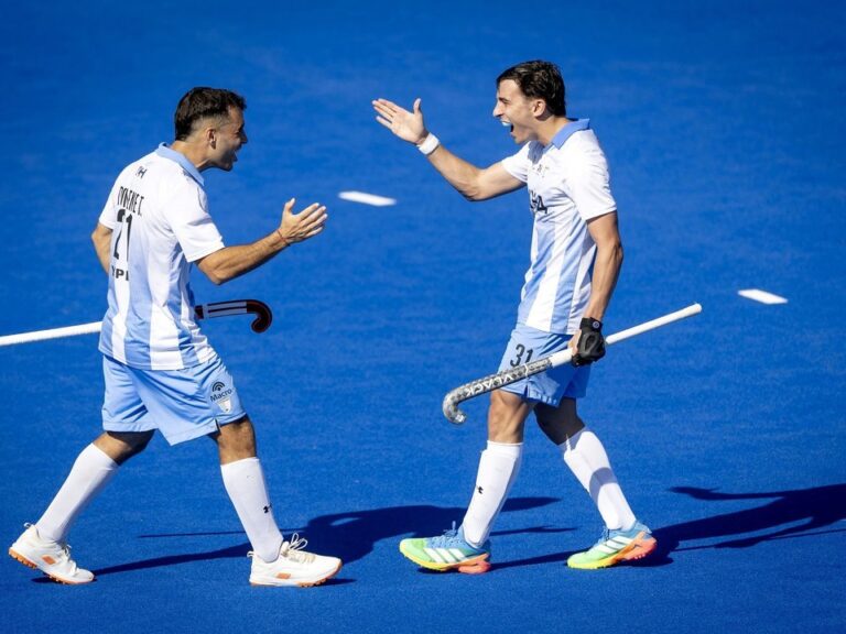 Jugadores de Los Leones celebrando en el Mundial de hockey de Bhubaneswar