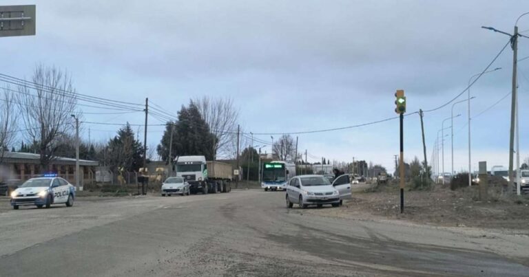 Colectora de la ruta 7 en Neuquén