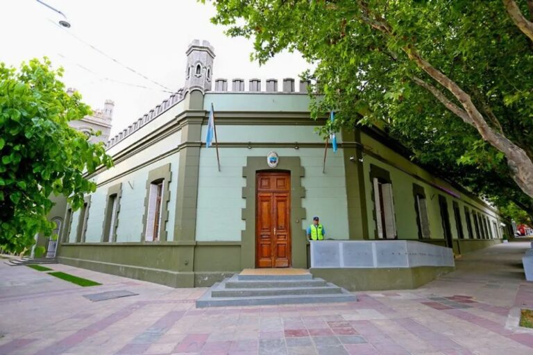 Edificio del Gobierno de la provincia de Neuquén