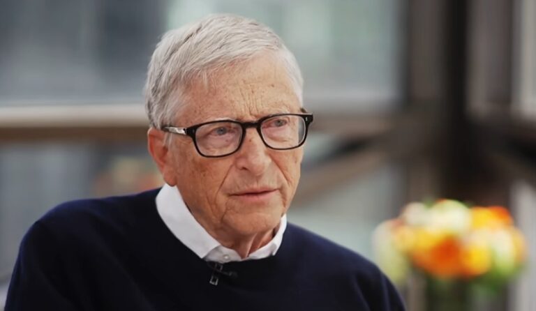Bill Gates durante una entrevista en el programa Meet the Press de NBC