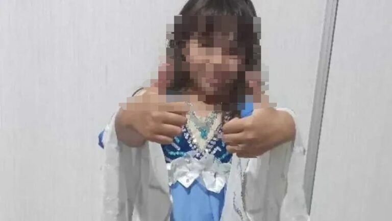 Catalina, la niña atropellada por un patrullero en Plottier, durante su recuperación