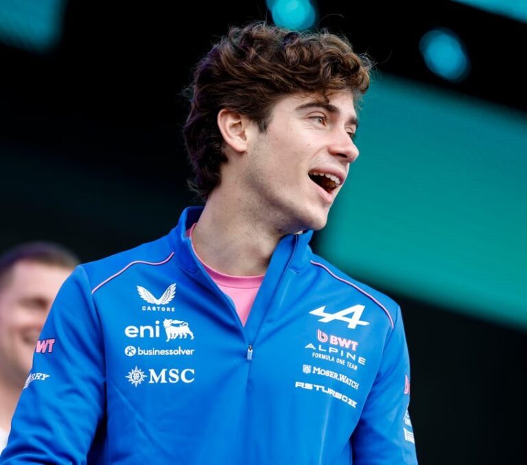 Franco Colapinto durante la clasificación del Gran Premio de España de Fórmula 1 en el circuito Madring de Madrid