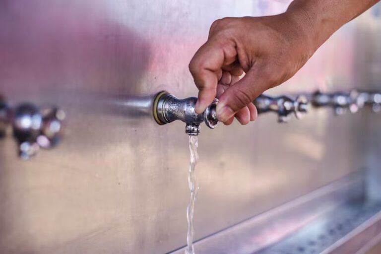 Corte de agua en Comodoro por mantenimiento