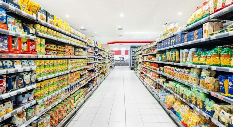 Comercio en Neuquén durante el Día del Empleado de Comercio