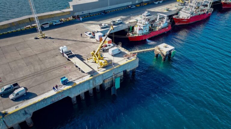 Puerto de Chubut con infraestructura portuaria