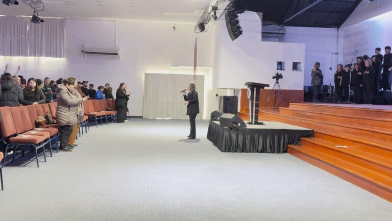 Fachada de la iglesia evangélica Casa de Reconciliación en Comodoro Rivadavia