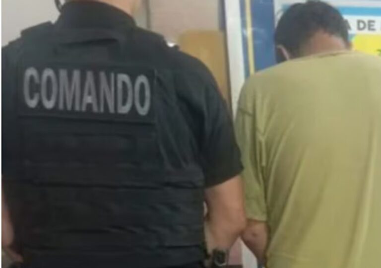 Imagen de un teléfono celular y una computadora secuestrados en un allanamiento judicial