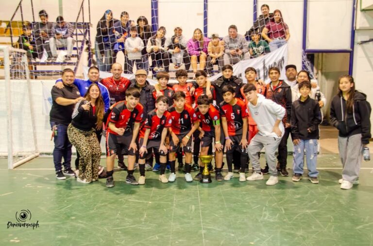 Equipos campeones de la Neroazurro Cup en Comodoro Rivadavia