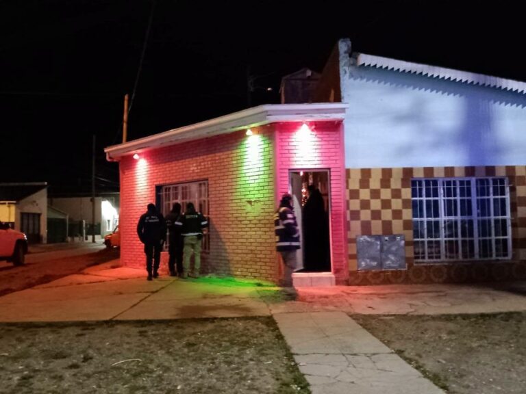 Operativo policial en locales nocturnos de Santa Cruz