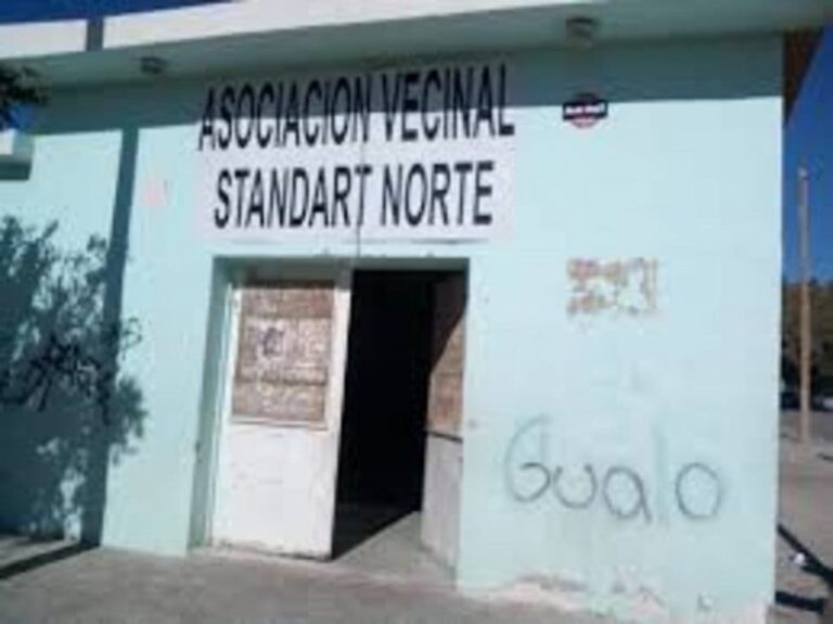 Vecinal de Standard Norte recolecta alimentos no perecederos para familias del barrio