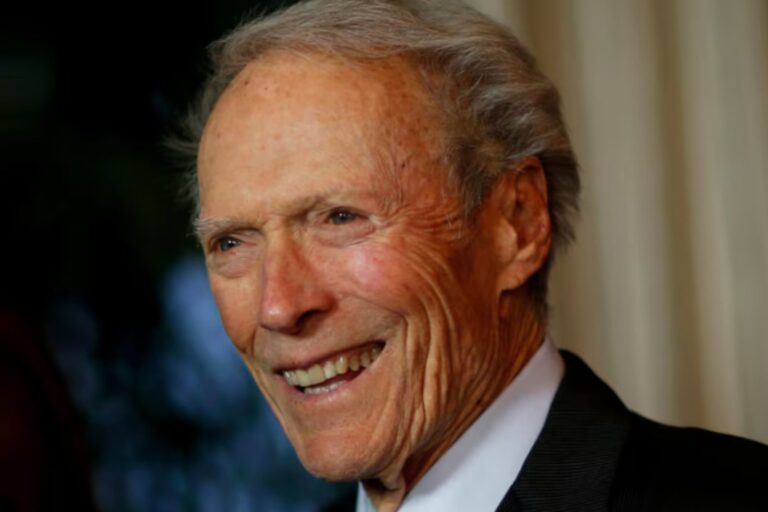 Clint Eastwood durante una entrevista